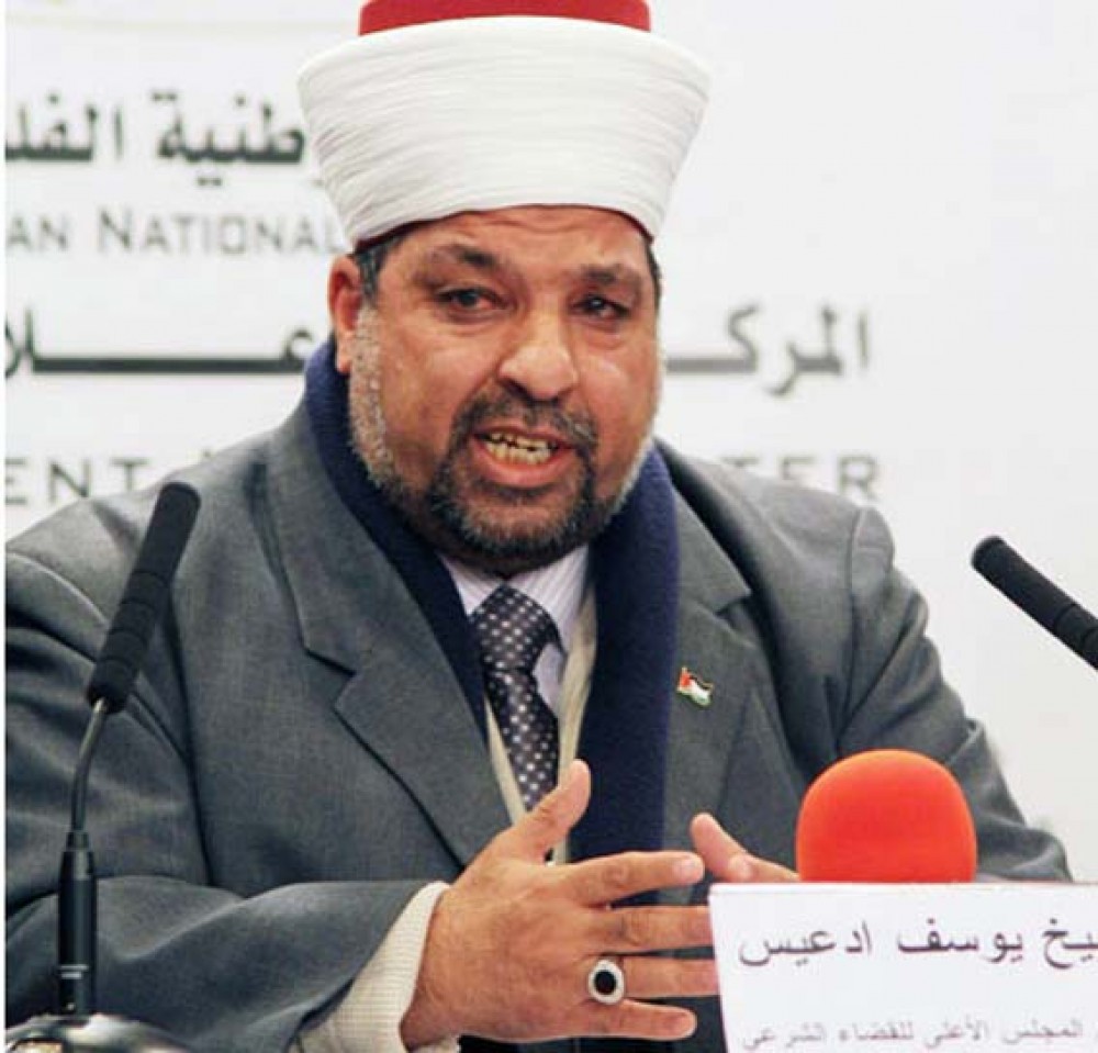 وزير الأوقاف والشؤون الدينية يوسف ادعيس