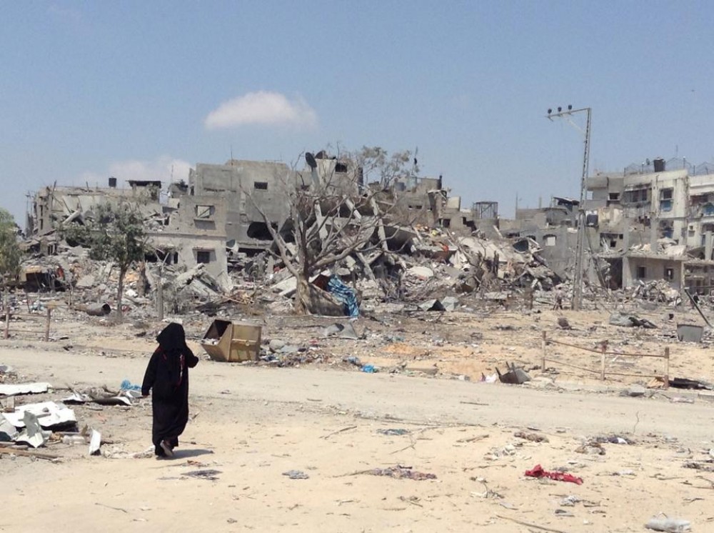 قصف الاحتلال المنازل عشوائياً ولم يفرق بين أحد