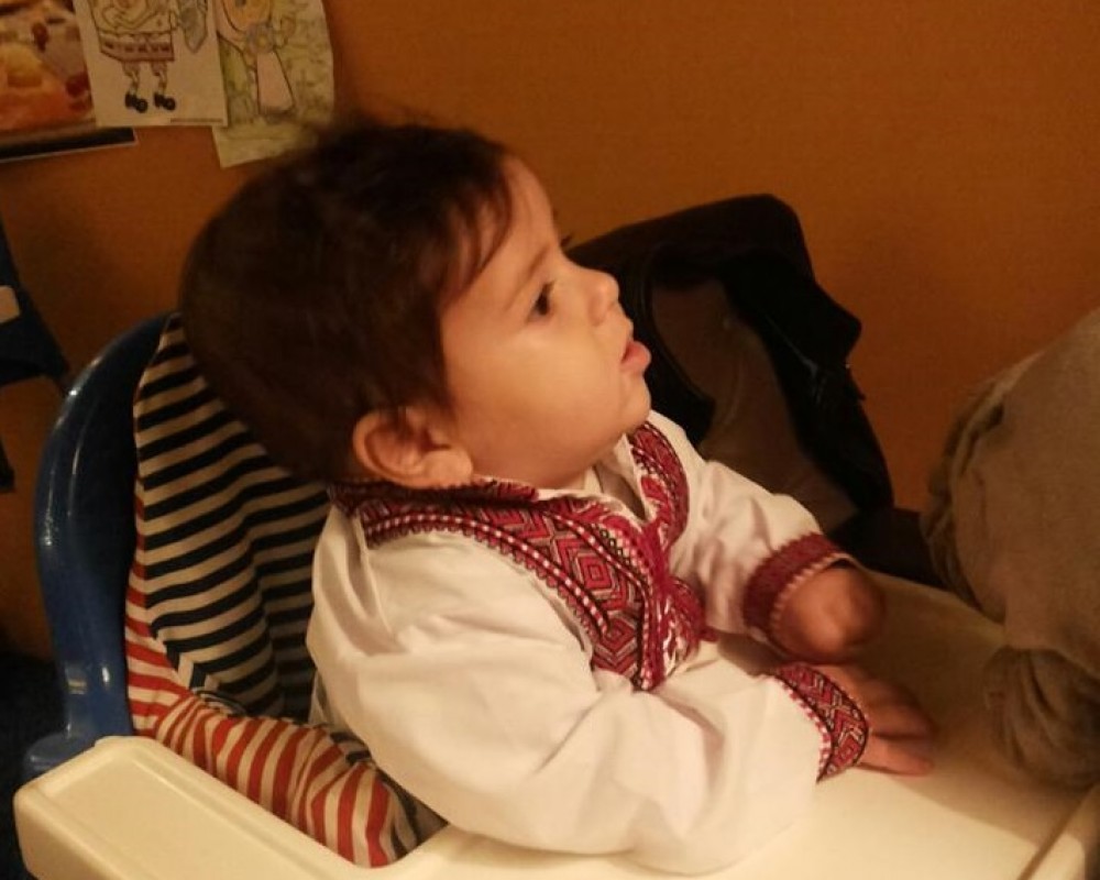 نجل مصعب والفتاة الأوكرانية