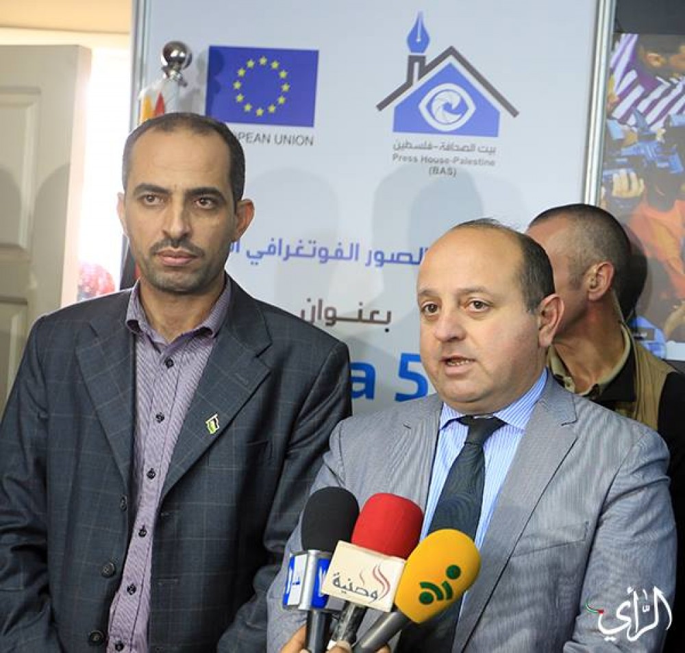 جانب من افتتاح المعرض