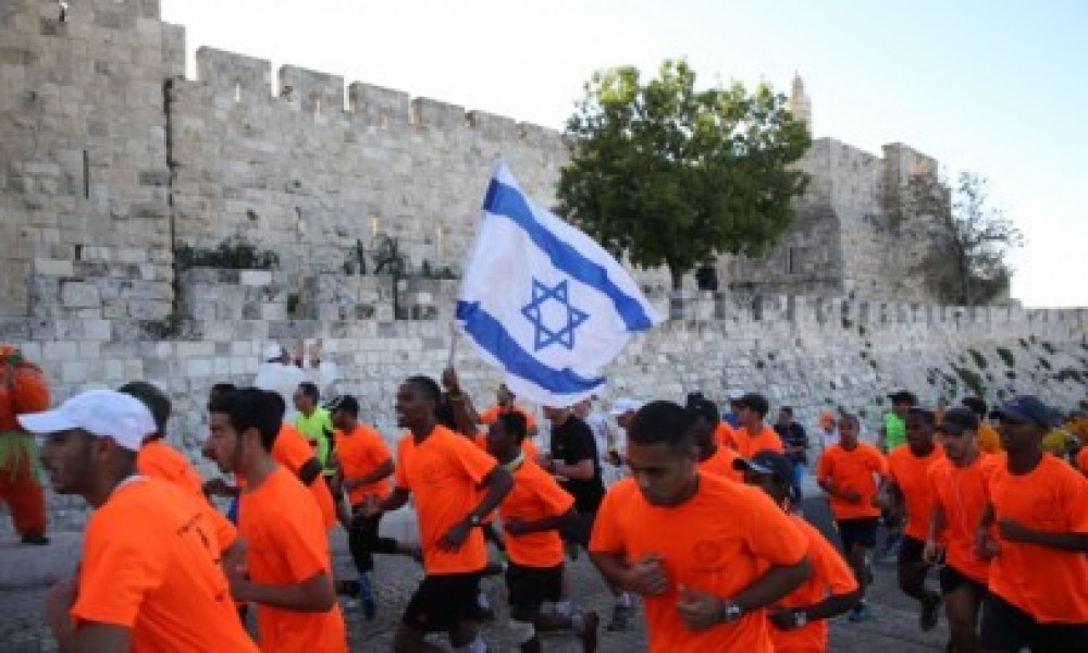 ماراثون تهويدي سابق بالقدس المحتلة 