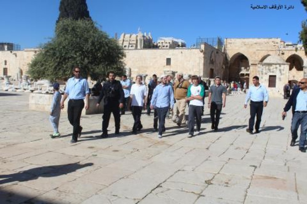مستوطنون داخل باحات المسجد الأقصى