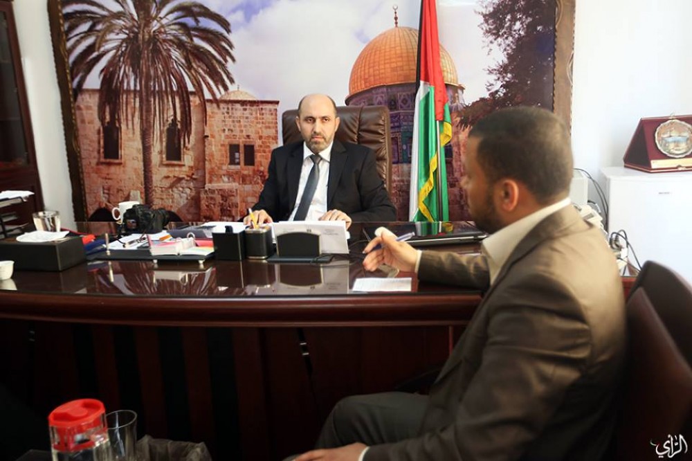 مدير وكالة الرأي إسماعيل الثوابتة يحاور وكيل وزارة المالية يوسف الكيالي