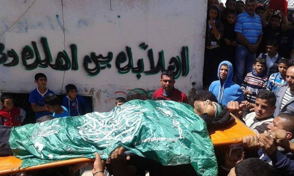 منفذ العملية خلال تشيعه