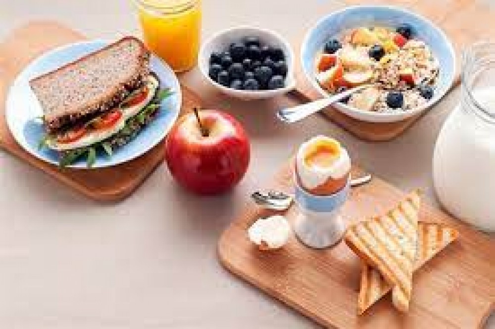 أطعمة الإفطار الصحية للحفاظ على نشاطك طوال اليوم