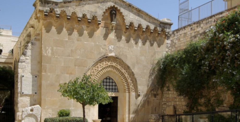 حماس تدين جريمة اعتداء مستوطنين على كنيسة بالقدس