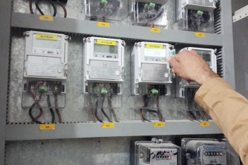 كهرباء غزة: خدمة شحن عدادات مسبقة الدفع الذكية أصبحت متاحة