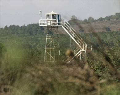 Israeli forces open fire against farmers in Beit Hanoun