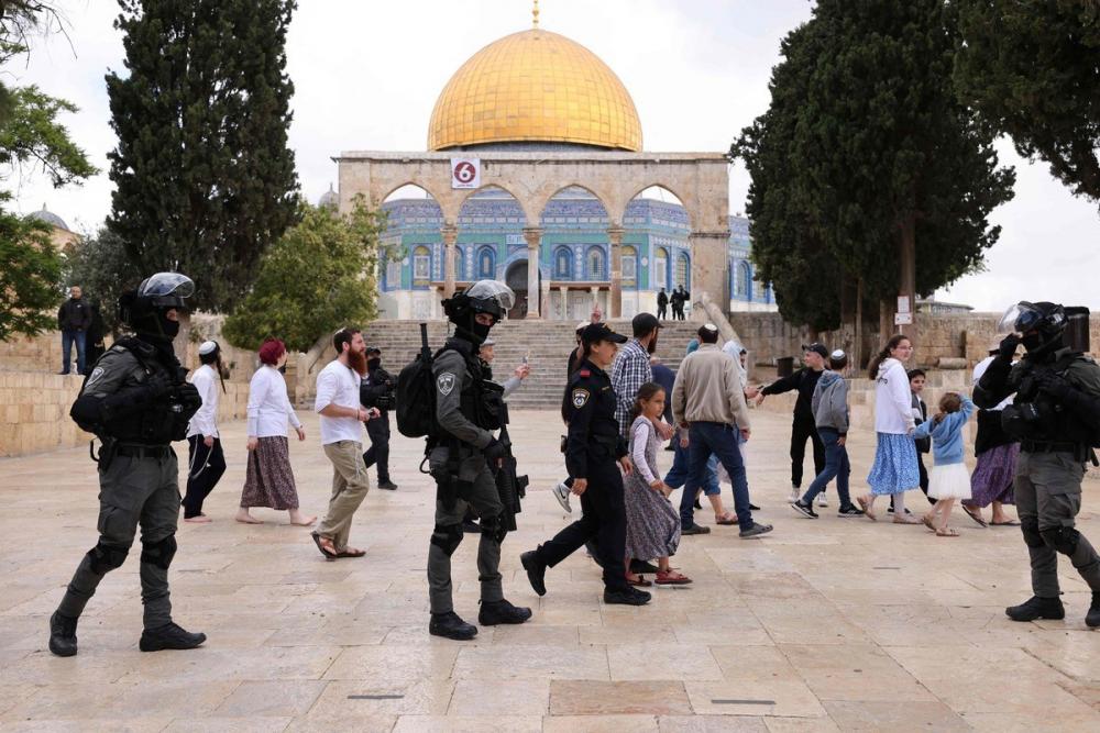 Israeli settlers storm Al-Aqsa Mosque as Israeli occupation restricts Palestinian access