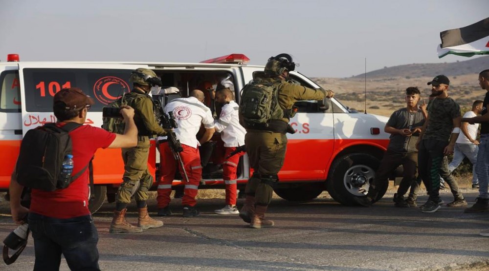 Two Palestinians, including journalist, injured by Israeli occupation in Jericho