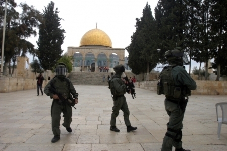 Israeli court exiles number of Jerusalemites from al-Aqsa mosque for varying periods